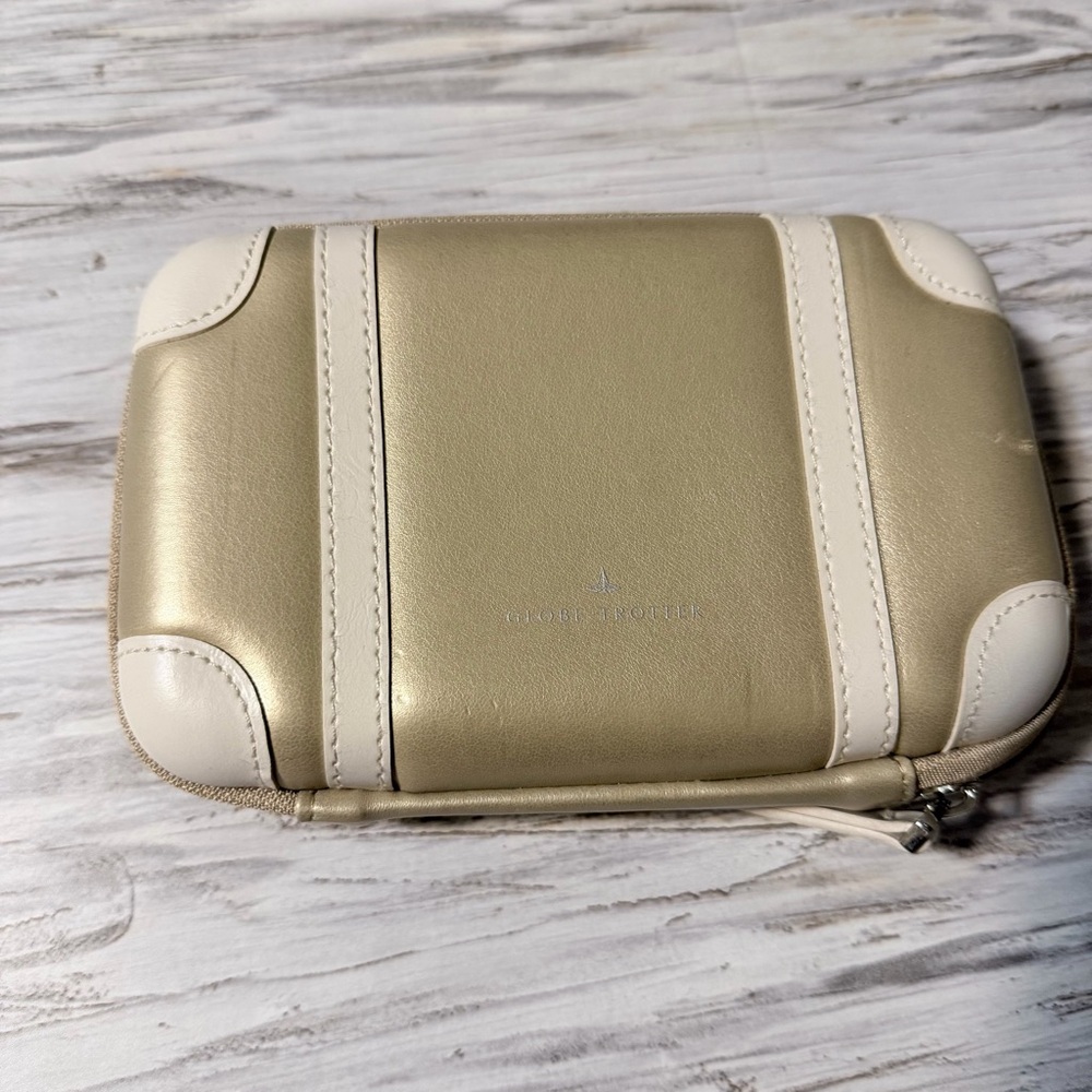 GLOBE-TROTTER ANA First Class Travel Kit Hard Case